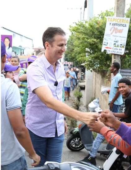 Aspirante a senador Walter Musa sigue muy activo realizando actividades proselitistas en lugares de Puerto Plata