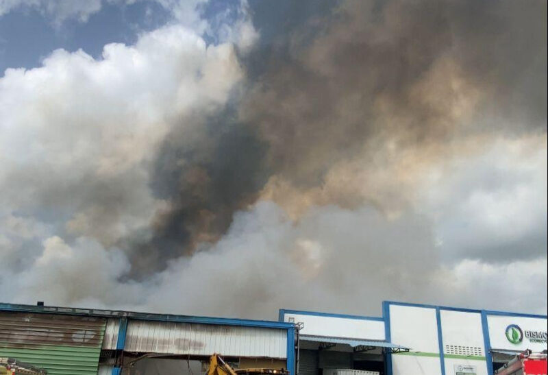 Es una empresa de zona franca donde se produjo incendio en la autopista Duarte