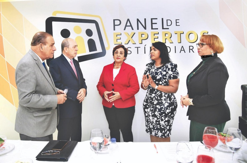 Expertos apelan al primer nivel de atención en salud